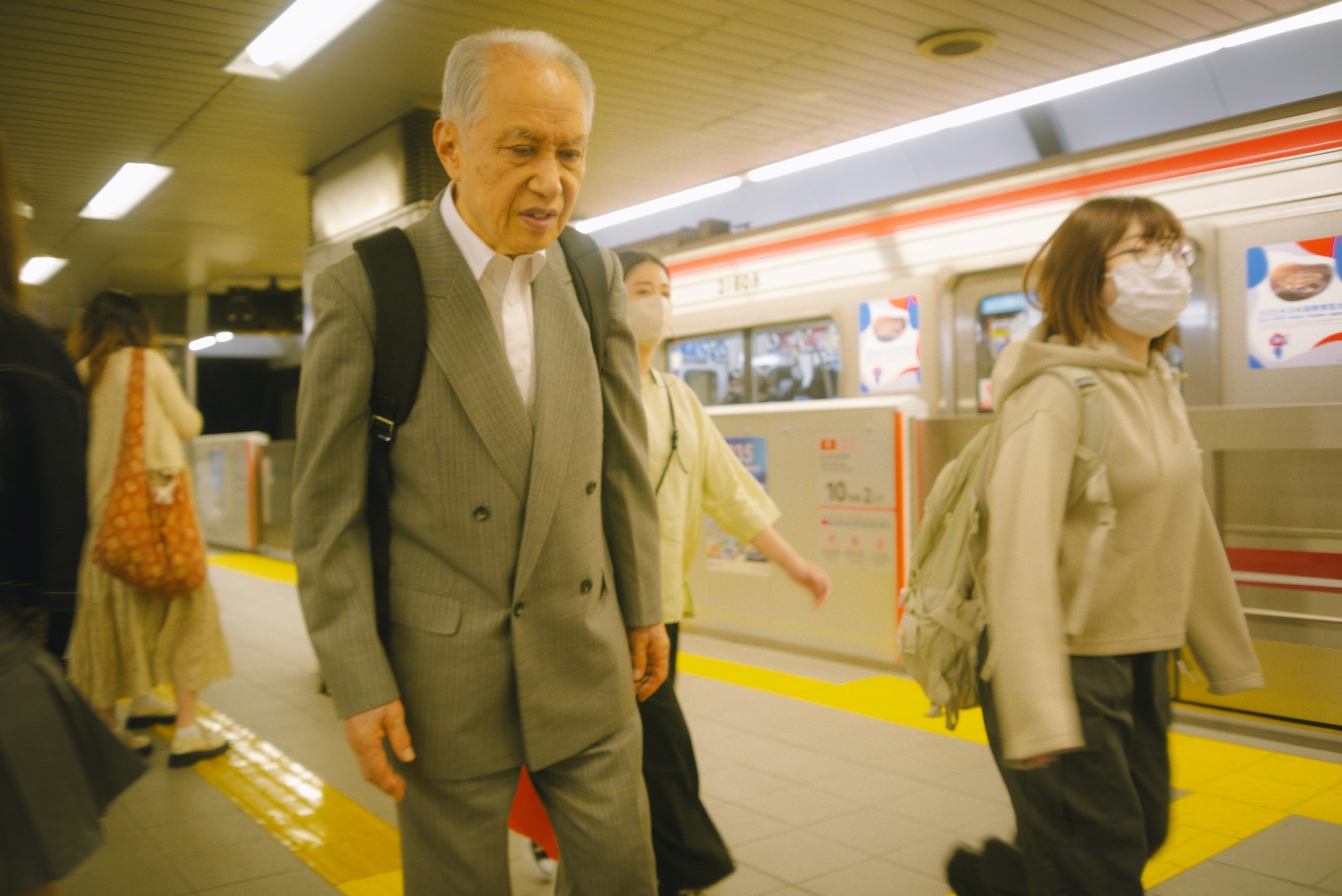 It is often seen that elderly people of advanced age still go to work.